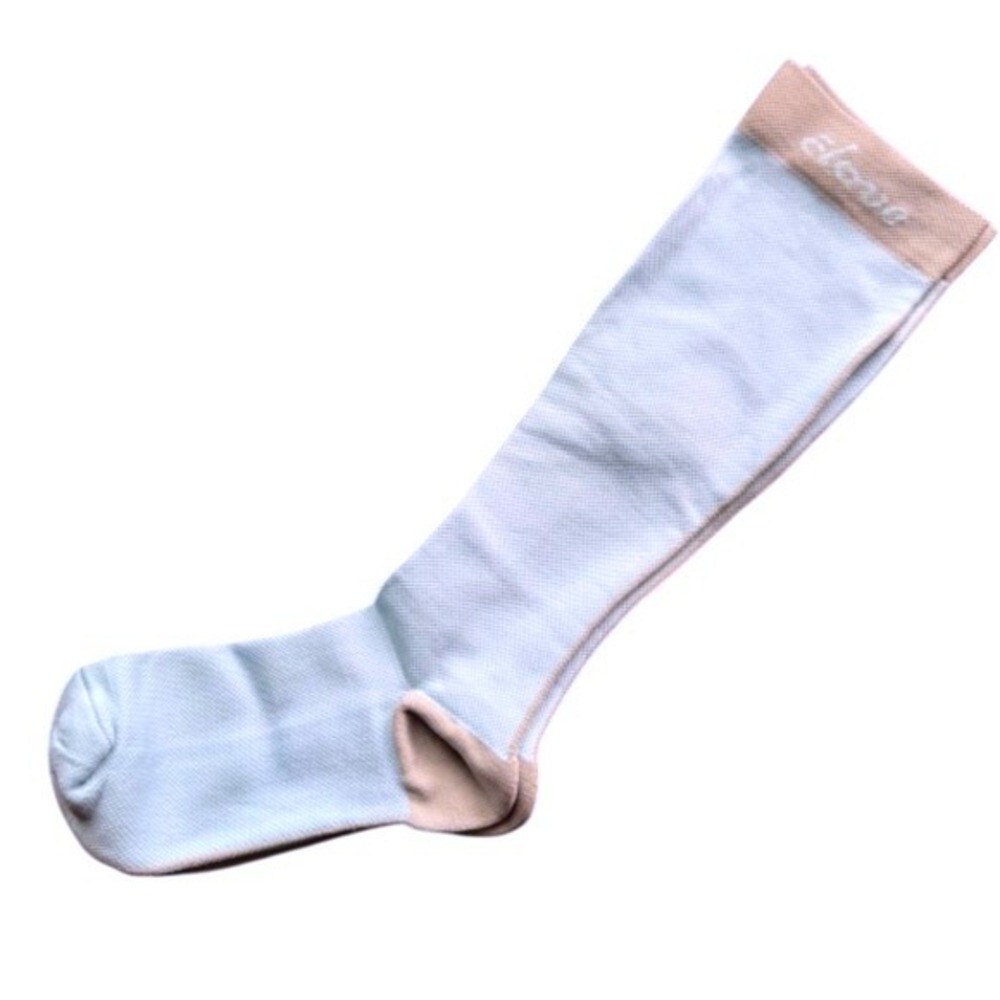 NWT Clove Compression Socks, Medium (W8-11.5), Vapor Blue | Nurse Medical Travel